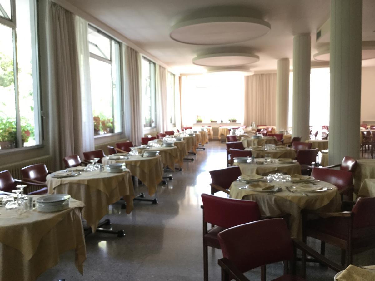 Hotel Terme Vulcania モンテグロット・テルメ エクステリア 写真